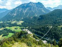 Impressionen - Die highline179 fast ganz drauf. • © <a href="https://papa-wanderwolle.jimdofree.com/2020/10/06/burgenrunde-auf-dem-ehrenberg/" target="_blank">Wolfgang Berres auf papa.wanderwolle</a>